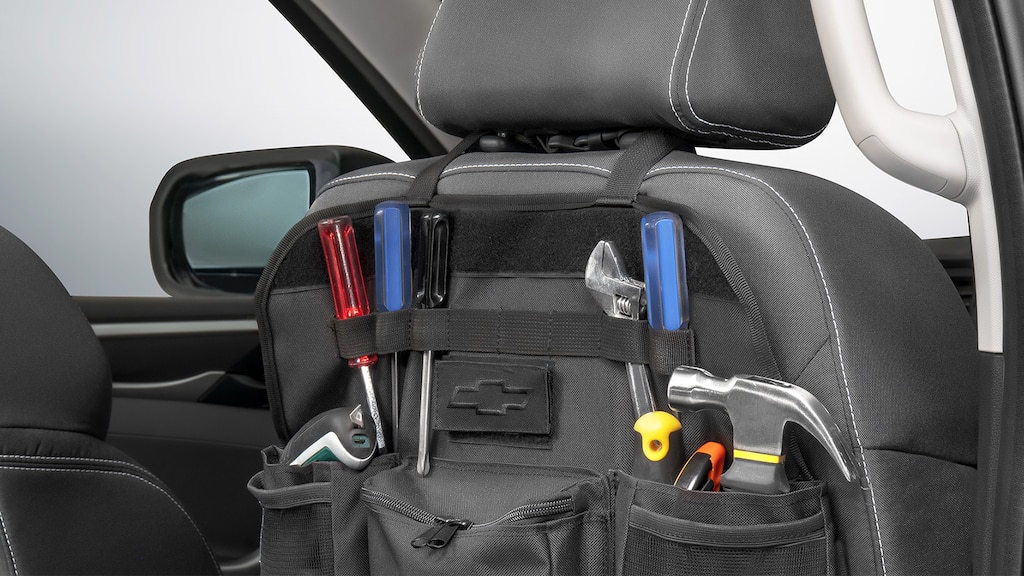 Mejora la comodidad de Chevrolet S10 Max 2025, camioneta pickup 4 cilindros con accesorios interiores disponibles para ella